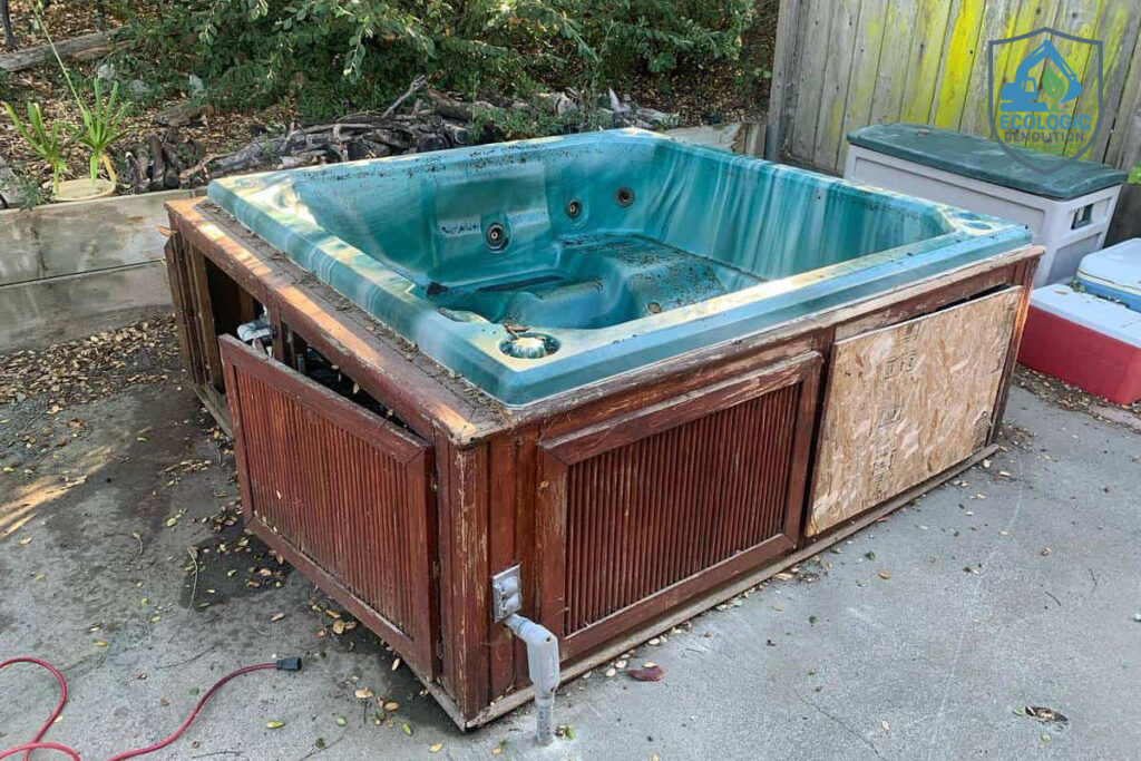 Bathtub or Jacuzzi Removal